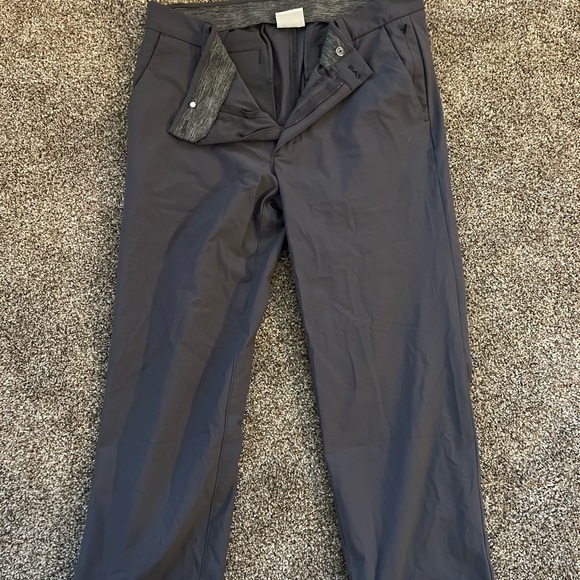 IZOD Golf Pants 36x30 Stretch Waist Gray - Picture 1 of 3